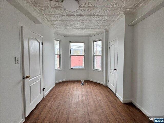 house with 5 bedroom, West Orange NJ ES105769787