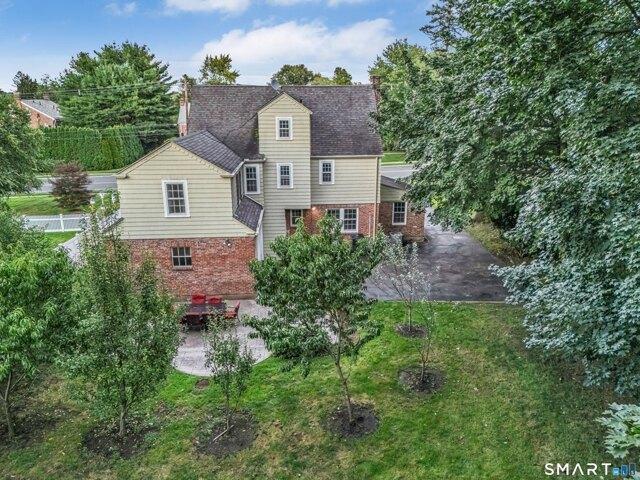 house with 5 bedroom, West Hartford CT ES105475201