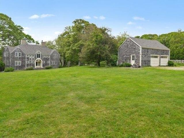 house with 5 bedroom, West Tisbury MA ES105534534