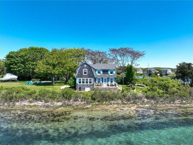 house with 5 bedroom, Westerly RI ES105751361