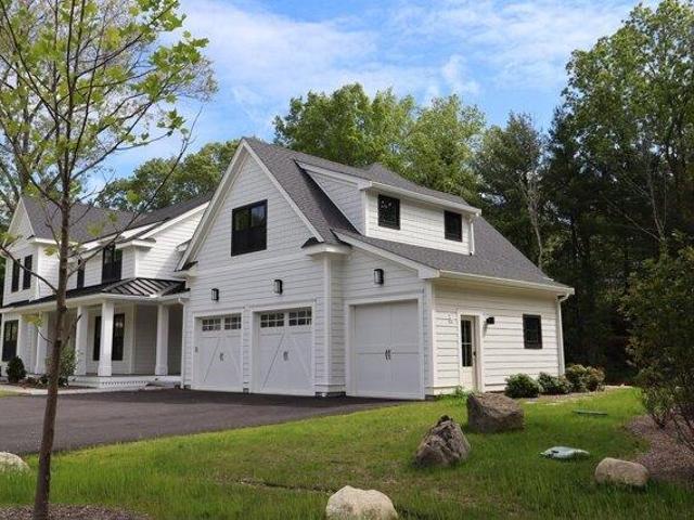 house with 5 bedroom, Weston MA ES105558966