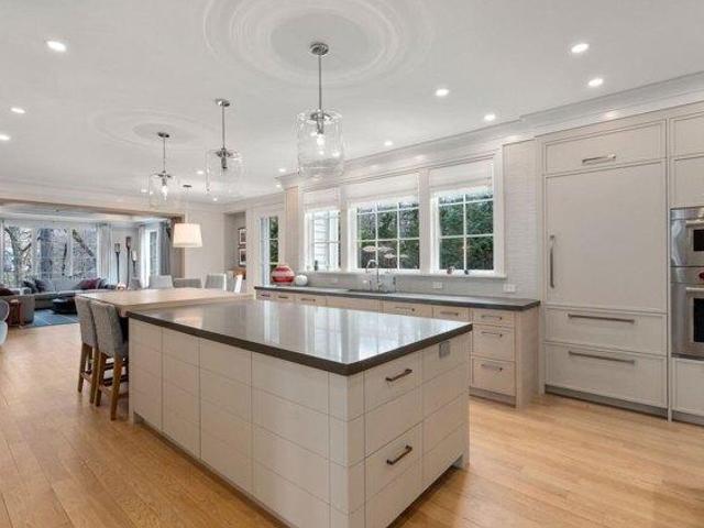 house with 5 bedroom, Weston MA ES105588752