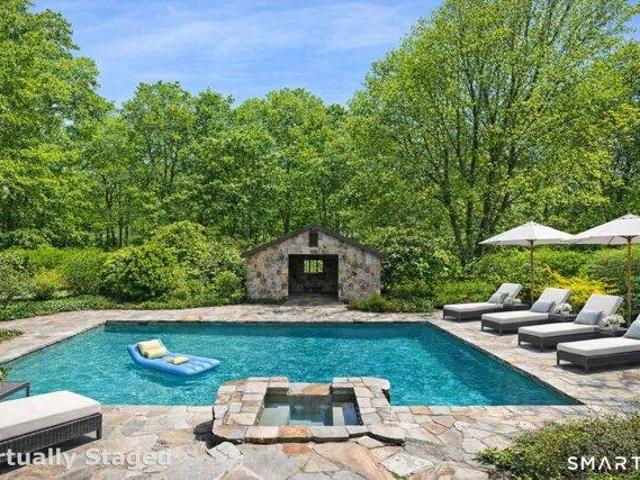 house with 5 bedroom, Westport CT ES105415200