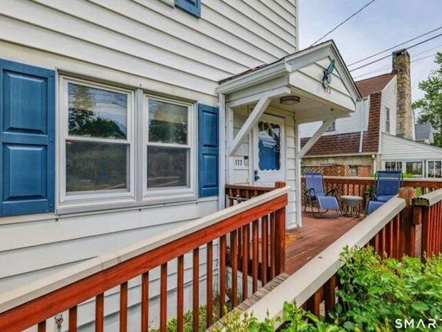 house with 5 bedroom, Wethersfield CT ES105631766
