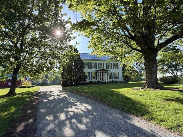 house with 5 bedroom, Whiting VT ES105494522