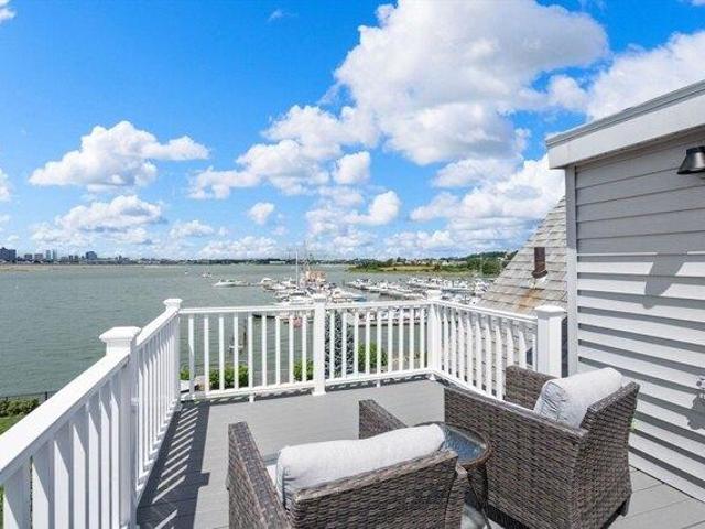 house with 5 bedroom, Winthrop MA ES105498055