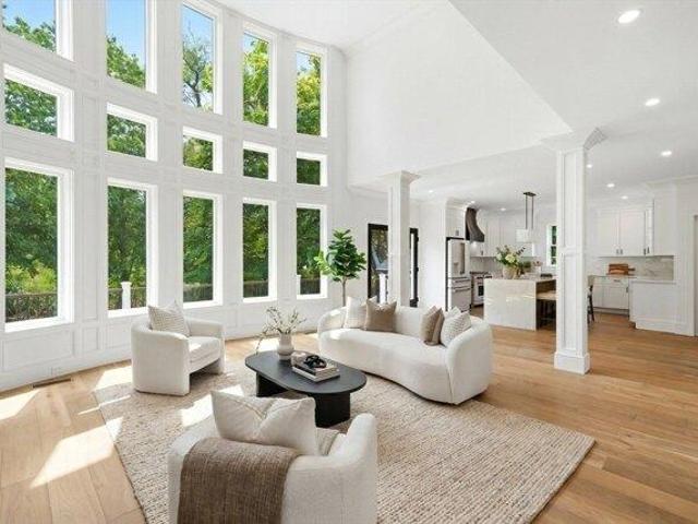 house with 5 bedroom, Winchester MA ES105442745