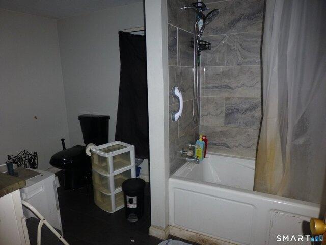 house with 5 bedroom, Windham CT ES105233686