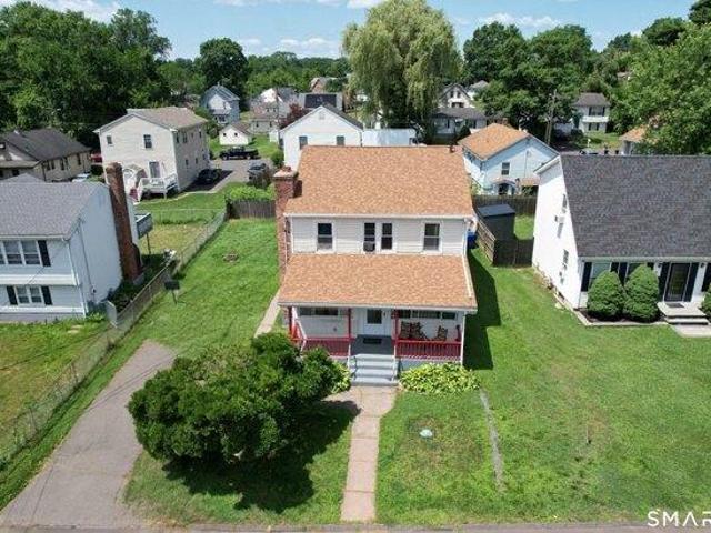 house with 5 bedroom, Windsor CT ES105418992