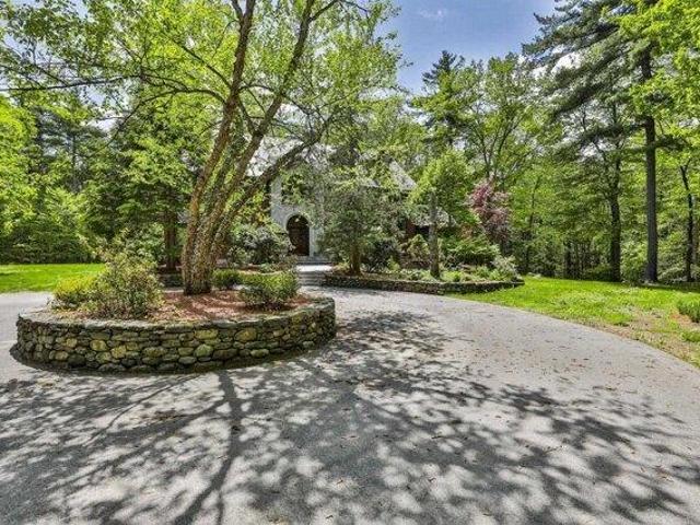 house with 5 bedroom, Wilton NH DS104407422