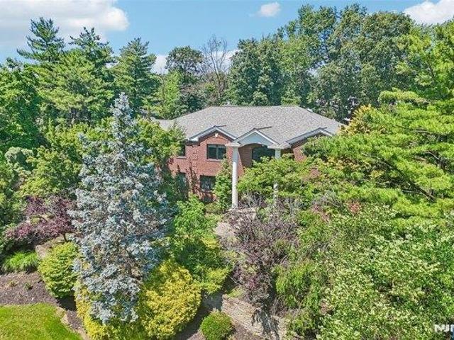 house with 5 bedroom, Woodcliff Lake NJ ES105316621
