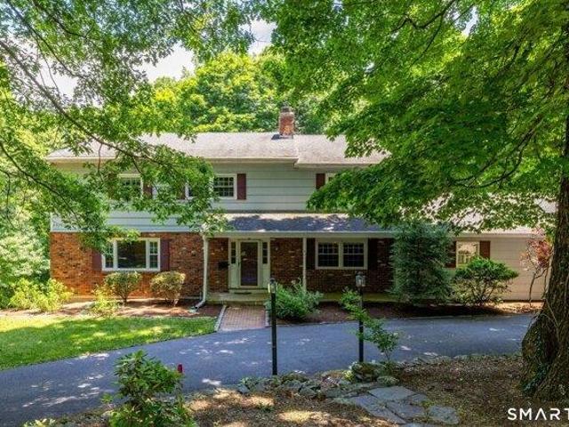 house with 5 bedroom, Woodbury CT ES105577937