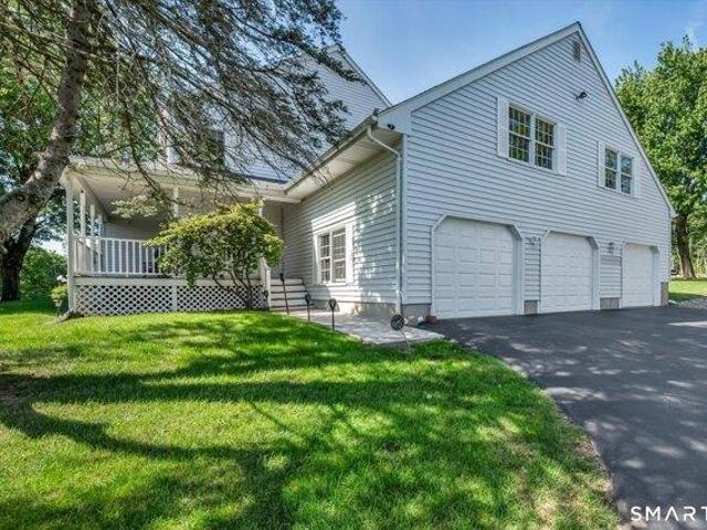 house with 5 bedroom, Wolcott CT ES105557874