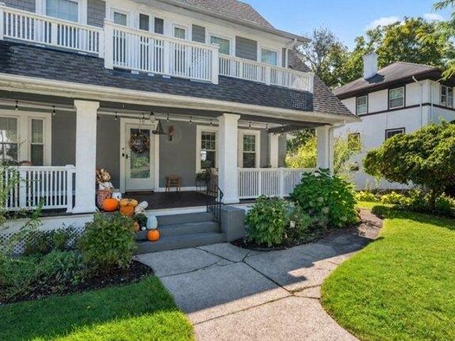 house with 5 bedroom, Worcester MA ES105547863
