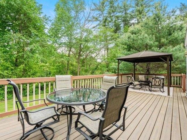 house with 5 bedroom, Amesbury MA ES104406004