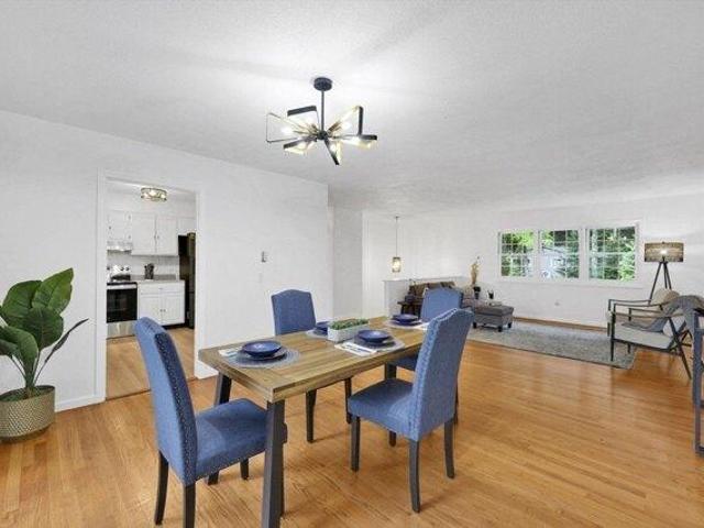 house with 5 bedroom, Amherst MA ES105330452