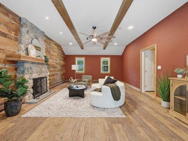 house with 5 bedroom, Andover MA ES105364960