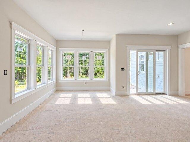 house with 5 bedroom, Andover MA ES105365108