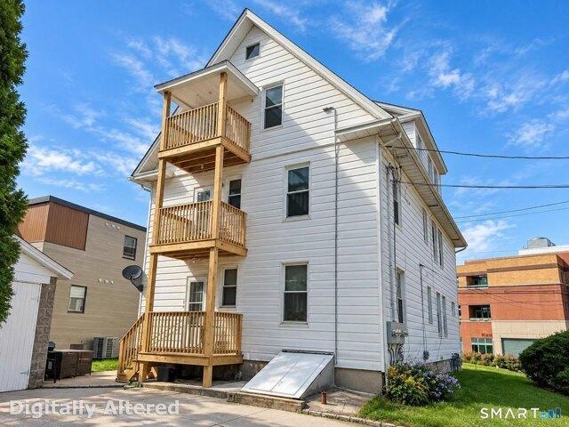 house with 5 bedroom, Ansonia CT ES105815618