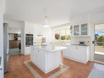 house with 5 bedroom, Armidale ES102270691
