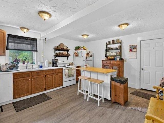 house with 5 bedroom, Athol MA ES104513490