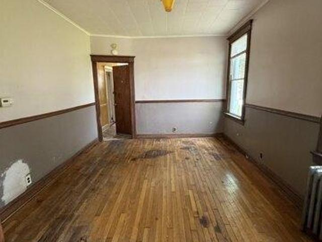 house with 5 bedroom, Bayonne NJ ES105287520