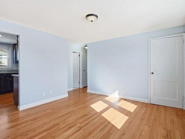 house with 5 bedroom, Bedford MA ES105559494