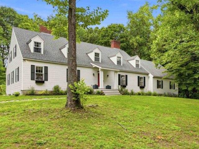 house with 5 bedroom, Bedford NH DS104443401