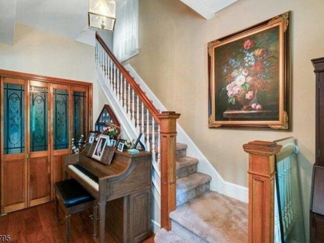 house with 5 bedroom, Belleville NJ ES105536273