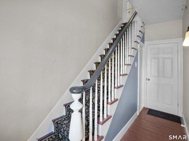 house with 5 bedroom, Bethel CT ES105533197