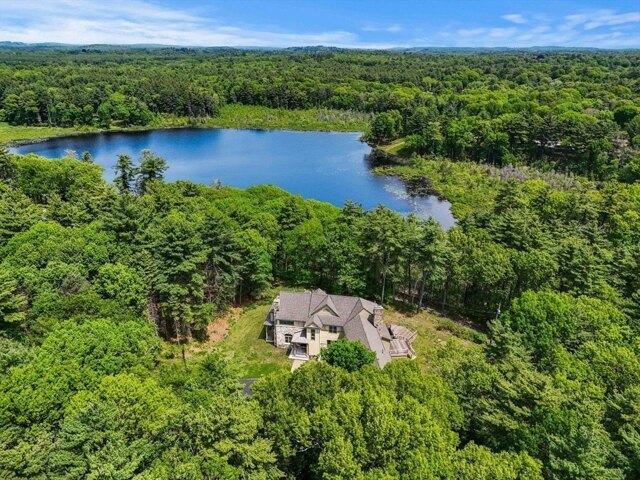 house with 5 bedroom, Beverly MA ES103968245