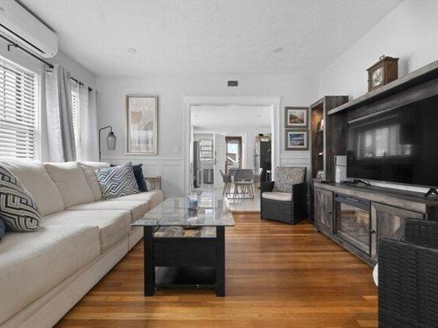 house with 5 bedroom, Boston MA ES103588490