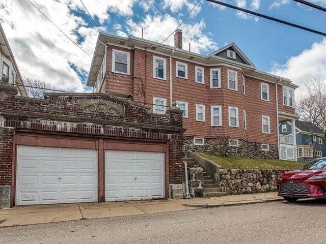 house with 5 bedroom, Boston MA ES105588288