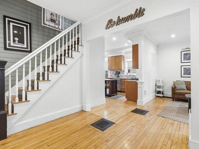 house with 5 bedroom, Boston MA ES105612631