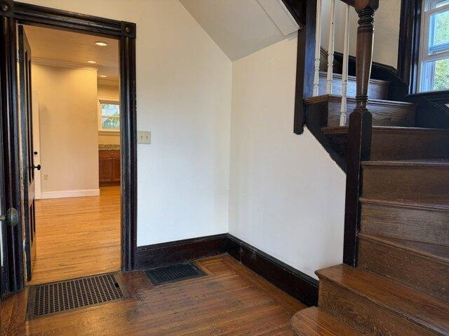 house with 5 bedroom, Boston MA ES105612230