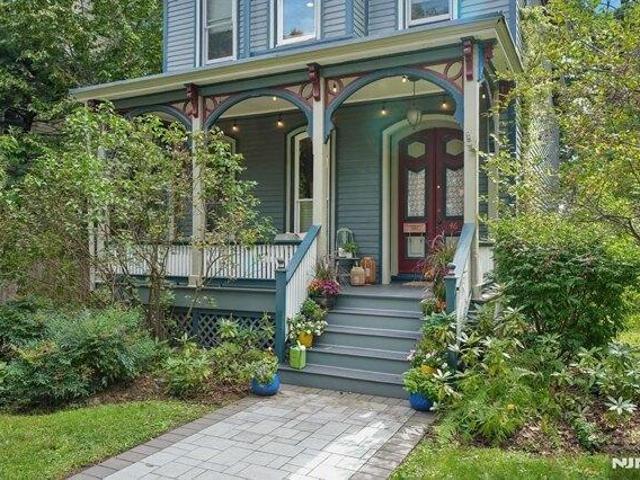 house with 5 bedroom, Bloomfield NJ ES105659028