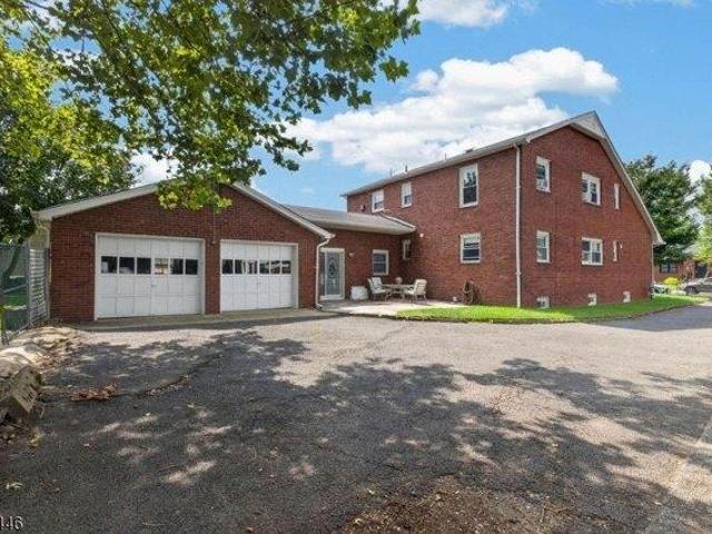 house with 5 bedroom, Bloomfield NJ ES105659495