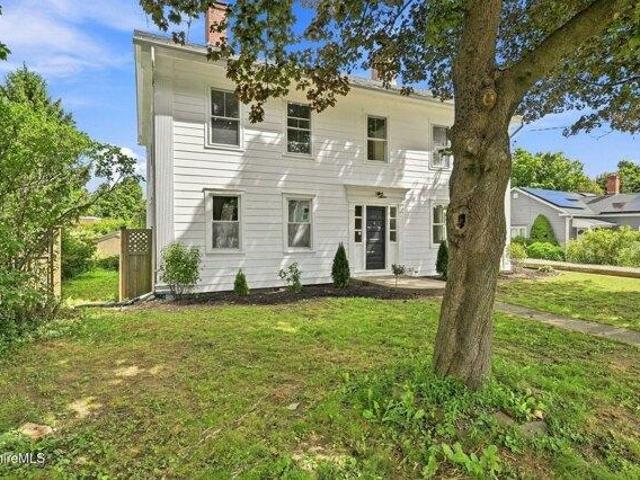 house with 5 bedroom, Blandford MA ES105427016
