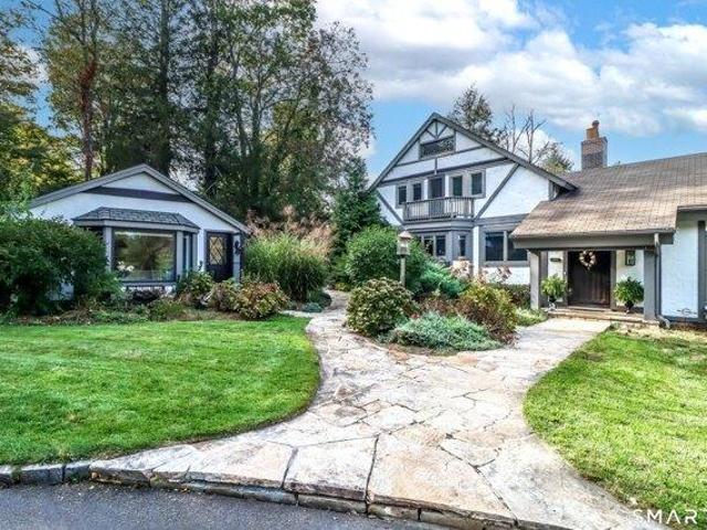 house with 5 bedroom, Brookfield CT ES105439837