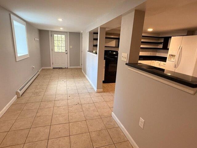 house with 5 bedroom, Brattleboro VT ES104043139