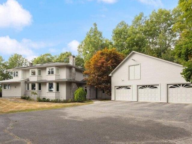 house with 5 bedroom, Brunswick ME ES105649512
