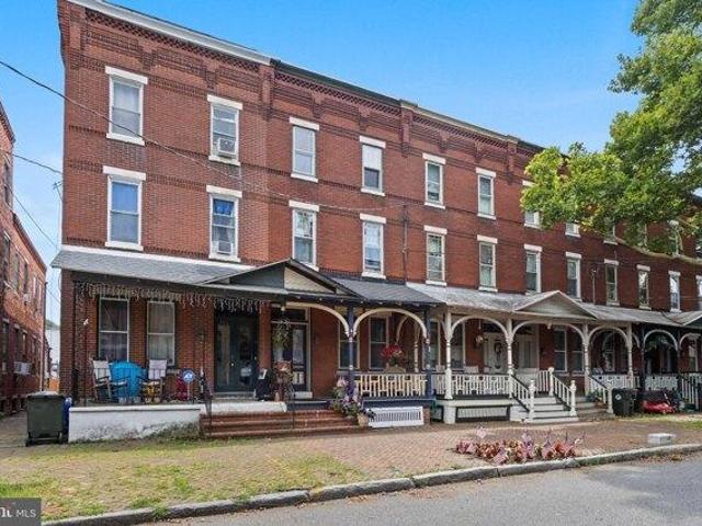 house with 5 bedroom, Burlington NJ ES105289979