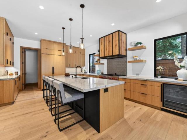 house with 5 bedroom, CA CA DS102579051