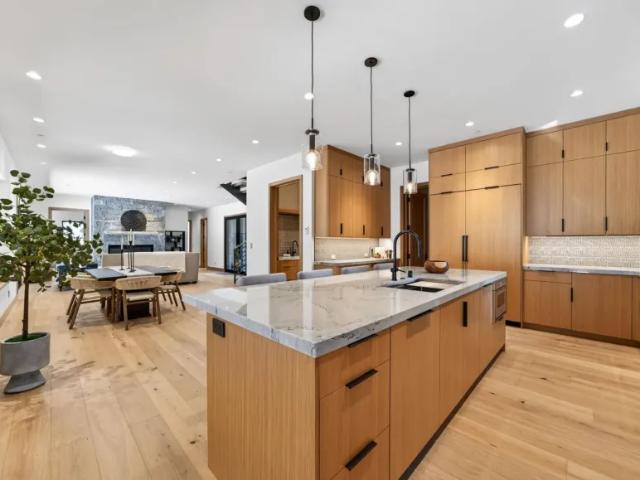 house with 5 bedroom, CA CA ES102579051