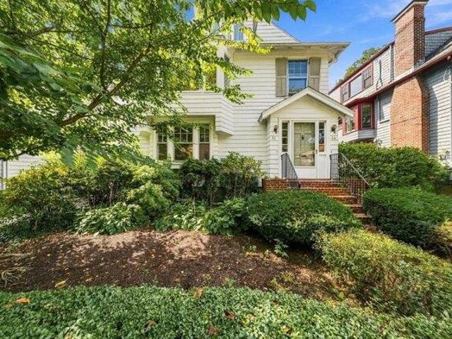 house with 5 bedroom, Cambridge MA ES105589545