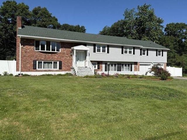 house with 5 bedroom, Canton MA ES105497461