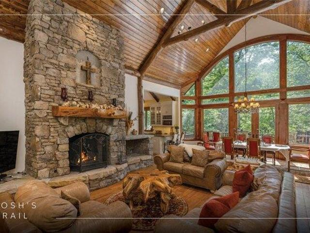 house with 5 bedroom, Cashiers NC ES104909545