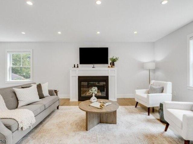 house with 5 bedroom, Chatham NJ ES105292036