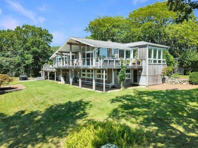 house with 5 bedroom, Chilmark MA ES105682031
