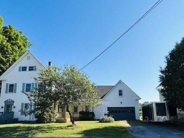 house with 5 bedroom, Colebrook NH ES104762292